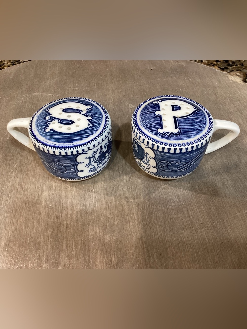 Currier & Ives Blue Salt & Pepper Set